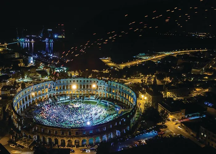 Apartment Cozy In Pula