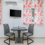 Gorgeous In With Wifi Апартаменты Пула